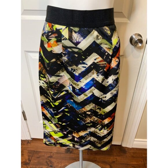 Milly Black Zig Zag Media Print Pencil Straight Skirt, Size 10 - Picture 2 of 7